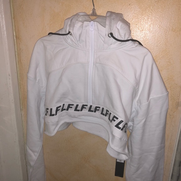 LF Cropped Long Sleeve Sweatshirt - Picture 5 of 9